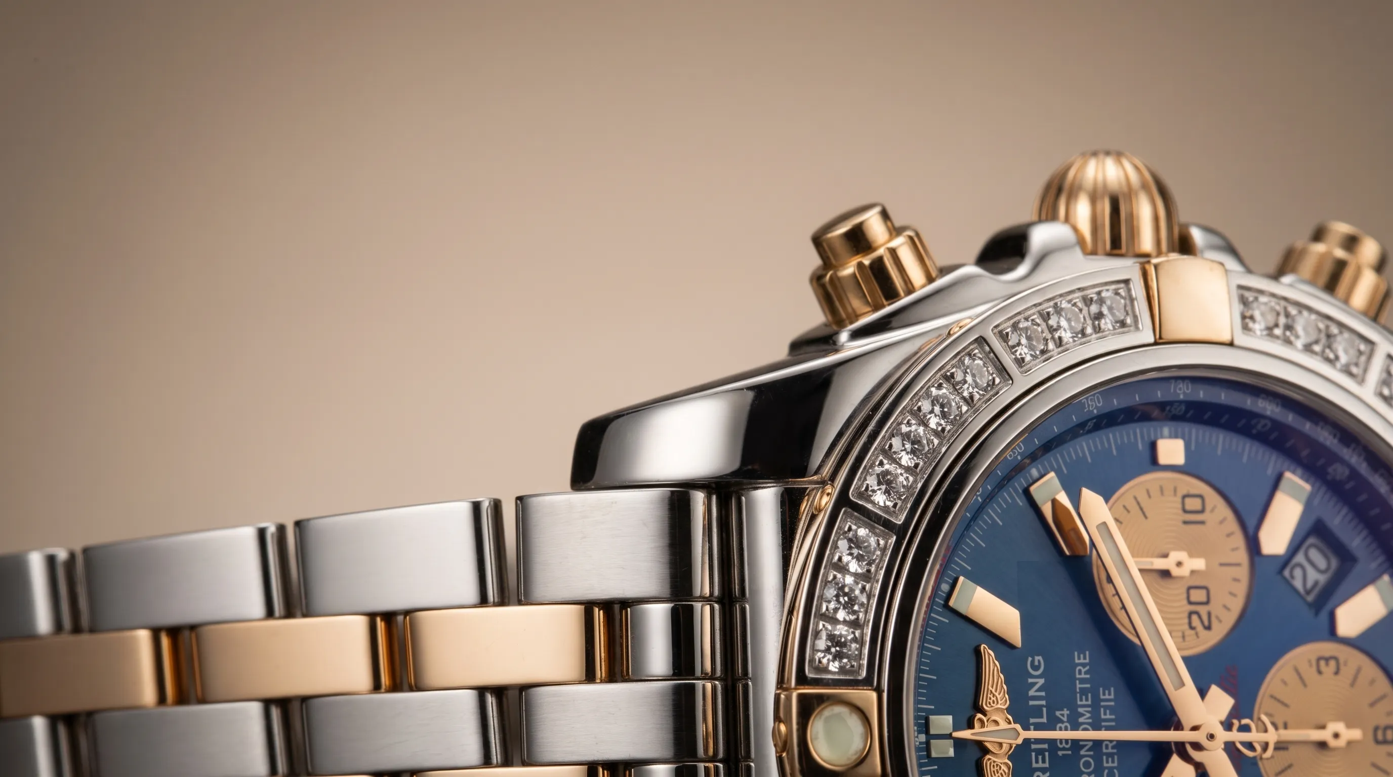 An extreme close-up of a Royal Oak bezel and bracelet links that shows the finishing and screw detail.